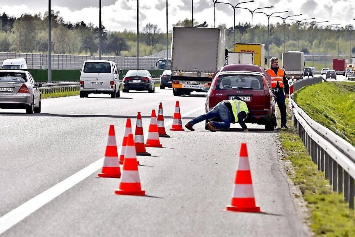 Awaria na autostradzie w Polsce jak dzialac 0c7c4